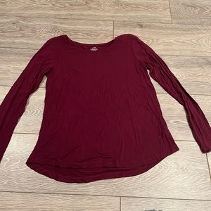 Women’s Maroon Long sleeve top, size small